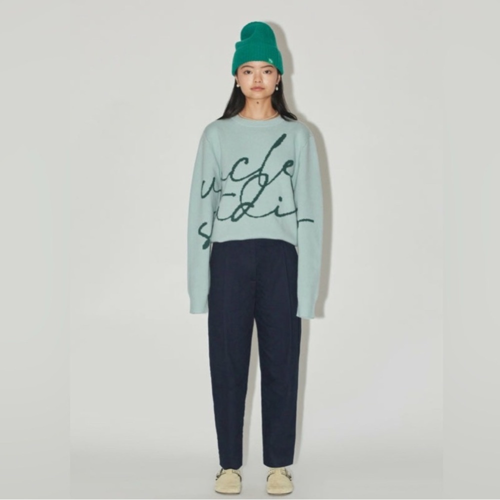 Uncle Studios Autograph Jumper